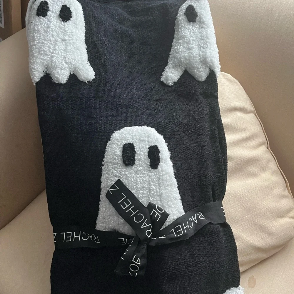 Rachel Zoe knew with tags 50 x 60 ghost blanket